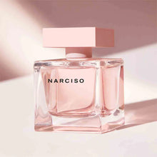 Narciso Rodriguez- Cristal Women Perfume عطر نسائي كرستال نارسيسو, حمل الصورة الى البوم الصور