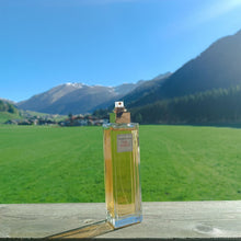 Elizabeth Arden- 5th Avenue Women Perfume عطر نسائي شارع 5 إليزابيث أردن, حمل الصورة الى البوم الصور