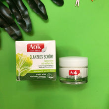 AOK- Green Tea Skin Care كريم العناية النهاري+الليلي بالشاي الأخضر اوك, حمل الصورة الى البوم الصور