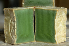 Halab Trees- Laurel Soap صابون غار بزيت الزيتون اشجار حلب, حمل الصورة الى البوم الصور