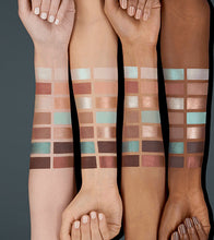 Catrice- Hint of Mint Eyeshadow Pallete باليت ظلال عيون منت كاترس, حمل الصورة الى البوم الصور