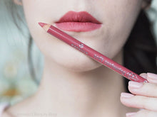 Essence- Soft&amp; Precise Lip Liner قلم ناعم ودقيق لتحديدالشفاه ايسنس, حمل الصورة الى البوم الصور
