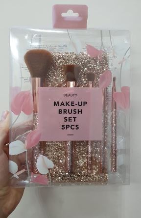 Beauty- Makeup Brush Set 5pcs بيوتي- سيت فرشاة ميكب اب مع شنطة 5 قطع